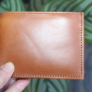 Große kleine Brieftasche, kleine niedliche Lederbrieftasche, Tri-Fold, Unisex, mehrere Notiz- und Kartenräume, Fotoschlitz, starkes hellbraunes Leder, Geschenk für ihn