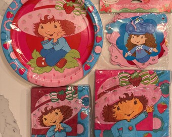 Strawberry Best Friends Party set (Plates, Napkins and birthday banner))