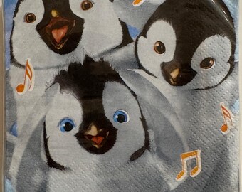 Happy Feet Two small Napkins (16ct)