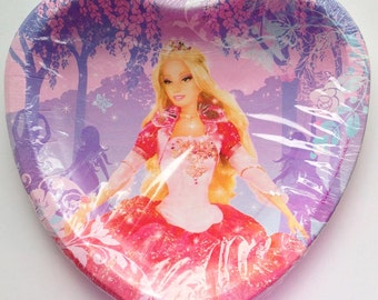 Barbie 12 dancing Princesses plates (8ct)