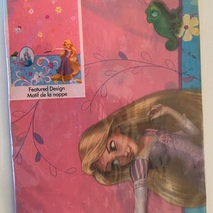 Tangled Plastic Table Cover (1ct)