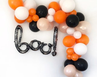 Halloween Balloon Garland, Boo Balloon, Halloween Party Decorations, Fall Baby Shower Balloons, Fall Birthday Decor, October Birthday Decor