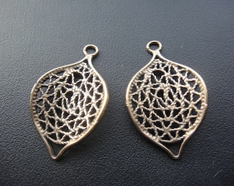 2 pc Solid bronze leaf charm, pendant, connector, leaf charm, bronze filigree leaf charm, filigree leaf earring component, filigree teardrop