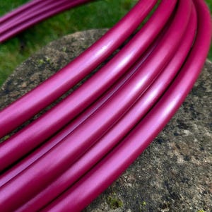 Aro de hula hula de polipropileno color cereza metalizado / Aro ligero de 16 mm de diámetro exterior / Aro de viaje de tamaño personalizado / Conector de botón pulsador / Agarre a elegir