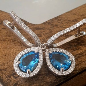 Ohrringe Tropfenschliff Blautopas Weiß Diamanten 14k Weißgold