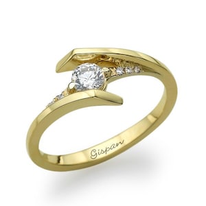 Twist Diamond Engagement Ring Round Diamond 14k Yellow Gold Band Ring