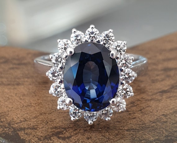 Voss+Agin 14K Gold Princess Diana Genuine Diamond & Genuine Sapphire Ring,  3.00ctw (5.5) | Amazon.com