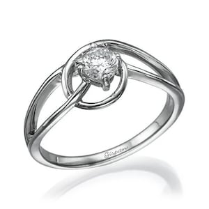 Moissanite Engagement Ring, Alternative Ring, White Gold Ring, Gispandiamonds, Wedding Ring, Art deco Ring, Forever Brilliant, Promise Ring