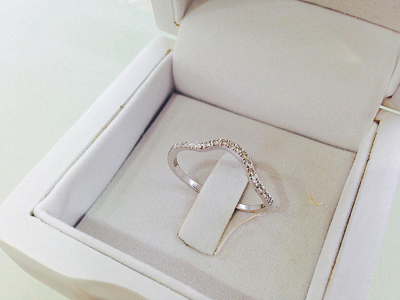 Diagonal Cross Pattern 14ct White Gold 6mm Wedding Ring main image 1