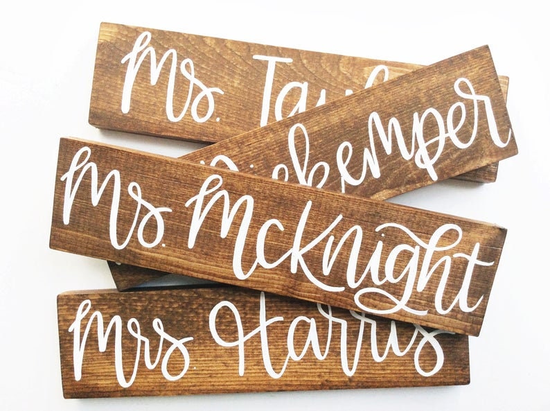 Signe de Nom d'enseignant, Personnalisé, Panneau L'enseignant en Bois, Cadeau L'enseignant, Décor Cl