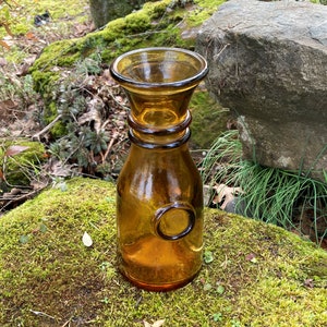 Vintage Italian Amber Glass 8&quot; Decanter / Bottle / Vase w/ Circle Detail (Made in Italy)