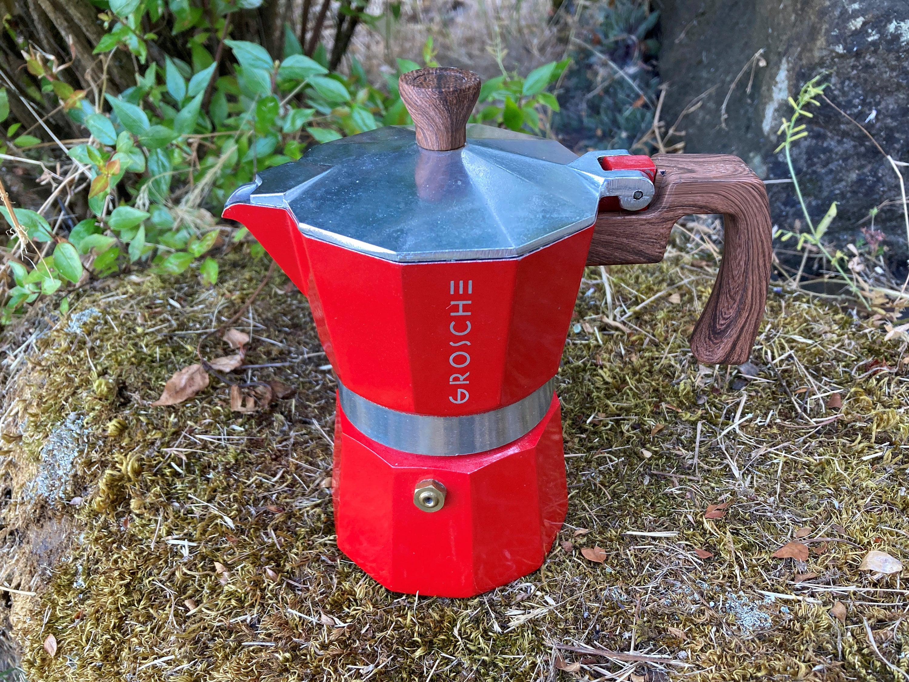 Grosche Milano Stovetop Espresso 6-Cup Moka Pot Coffee Maker, Red