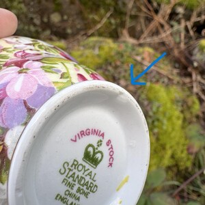 Vintage Royal Standard "Virginia Stock" Fine Bone China Teacup & Saucer w/ Purple and Pink Flowers (Made in England) image 8