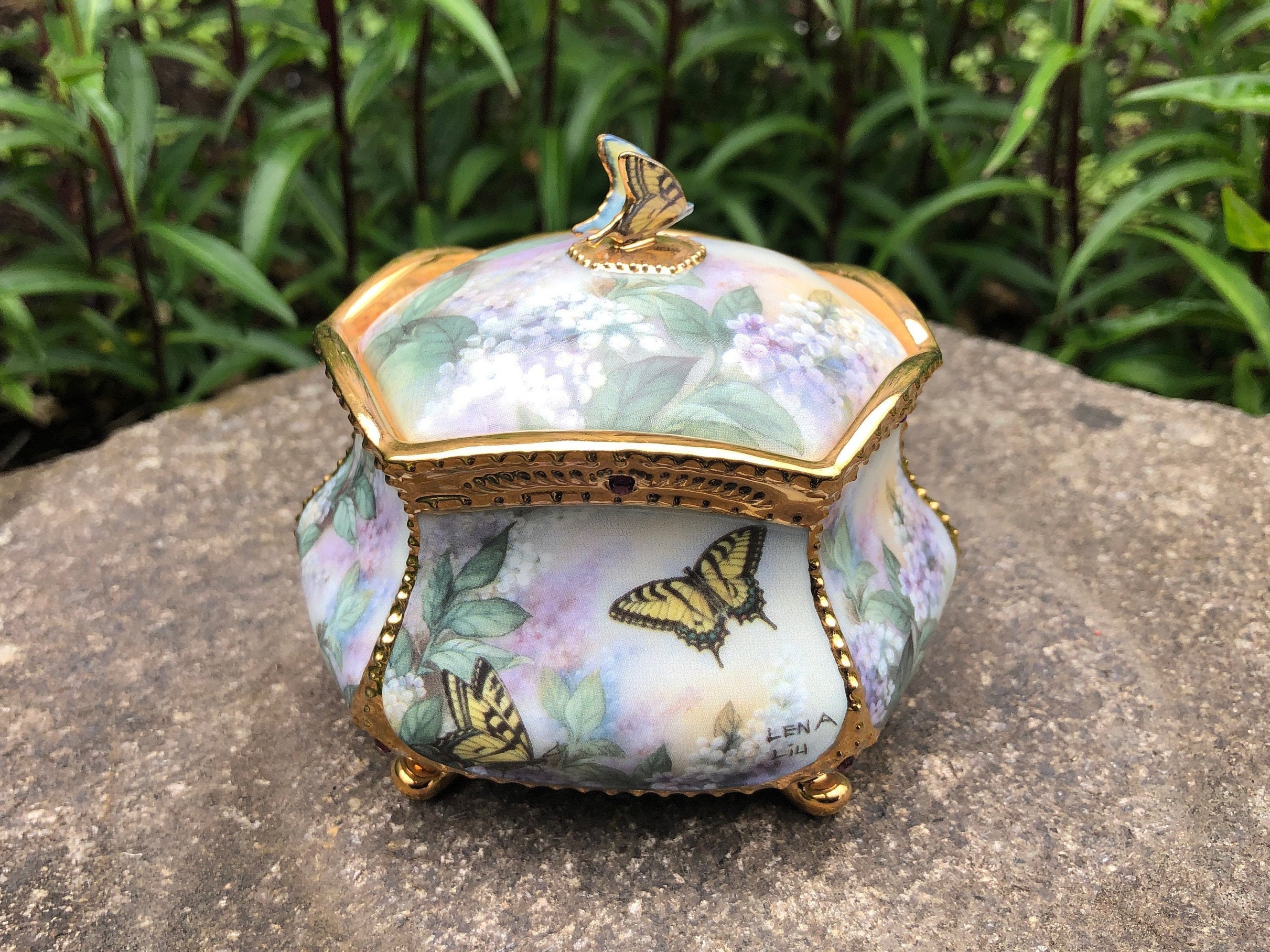 Ardleigh Elliott Music Box for sale Only 2 left at 65