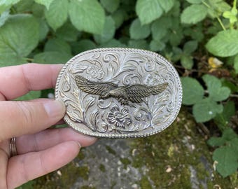 Vintage Cast Metal Silver-tone Oval Belt Buckle W/ Flying  display picture 3