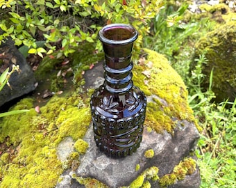 Decantador/botella/jarrón de whisky Jim Beam Kentucky Derby de cristal morado amatista vintage (falta el tapón).