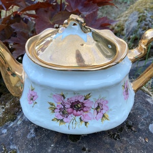 Vintage Arthur Wood Teapot w/ Pink Flowers and Gold Trim #5509 (Made in England)