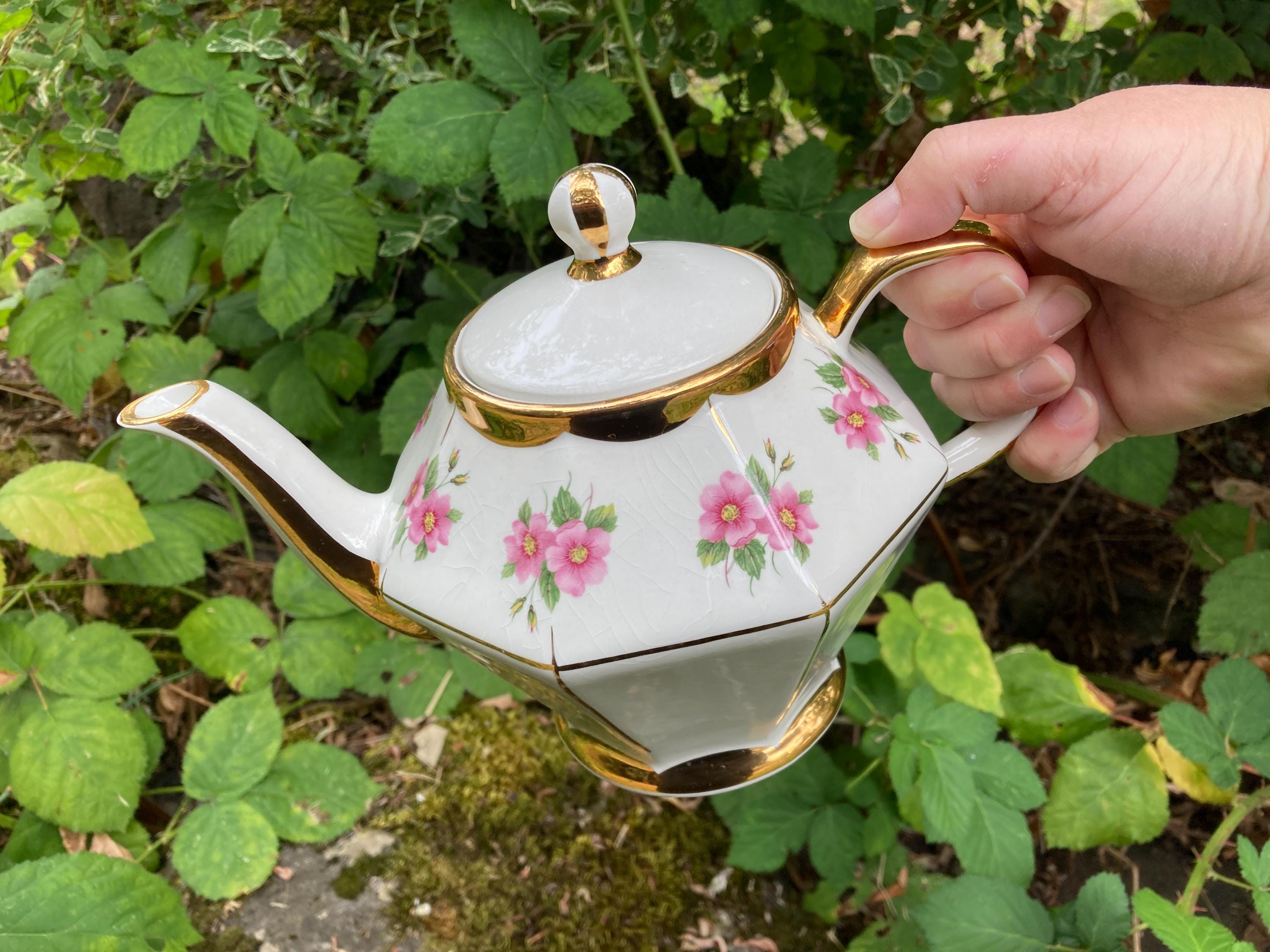Gibsons Teapot - Etsy