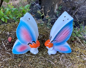 Vintage Butterfly Fairy / Pixie Salt & Pepper Shakers (Made in Japan)
