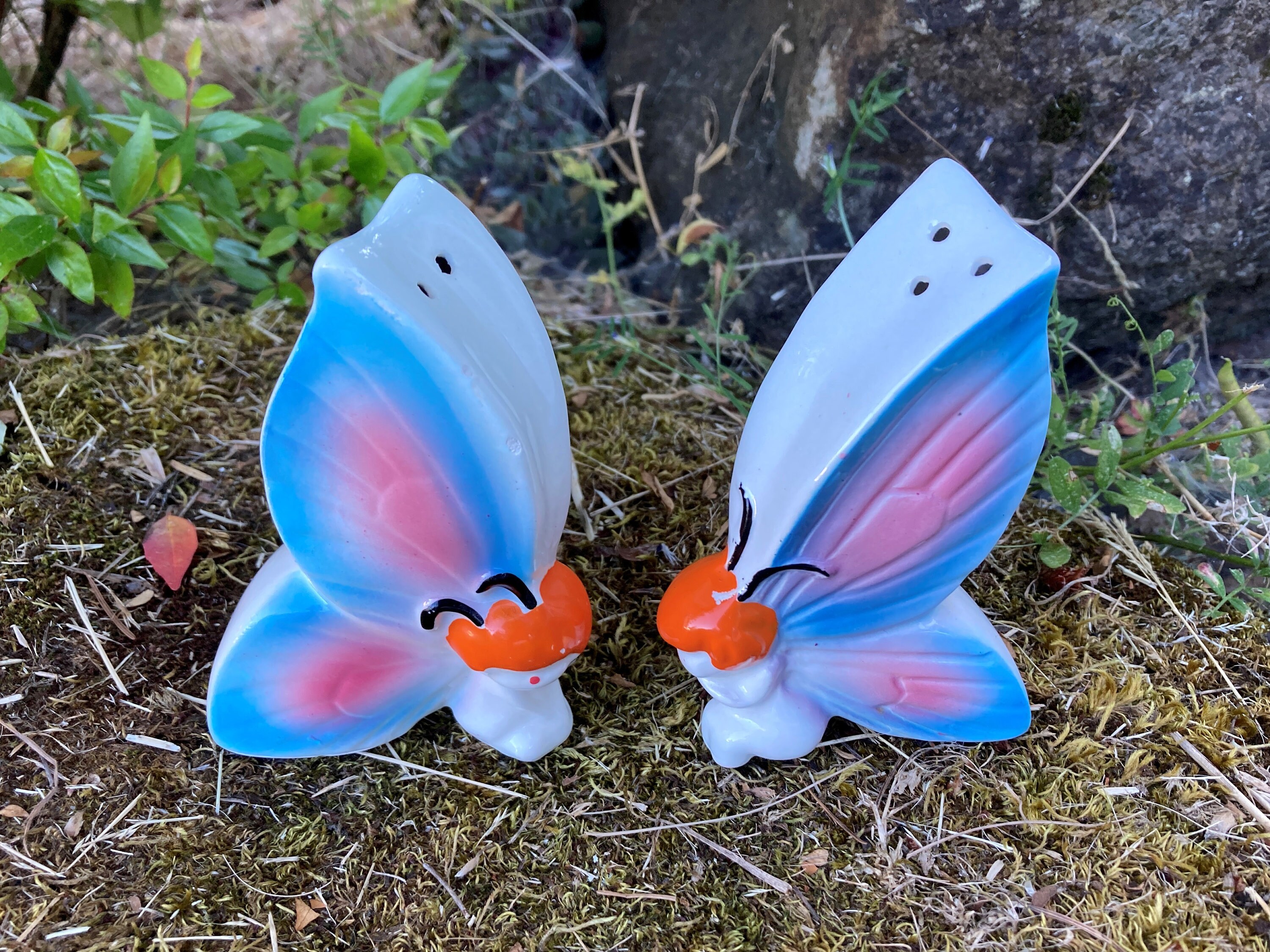 工芸品 Butterfly Fairies Vintage Butterfly Fairy / Pixie Salt & Pepper Shakers (made in