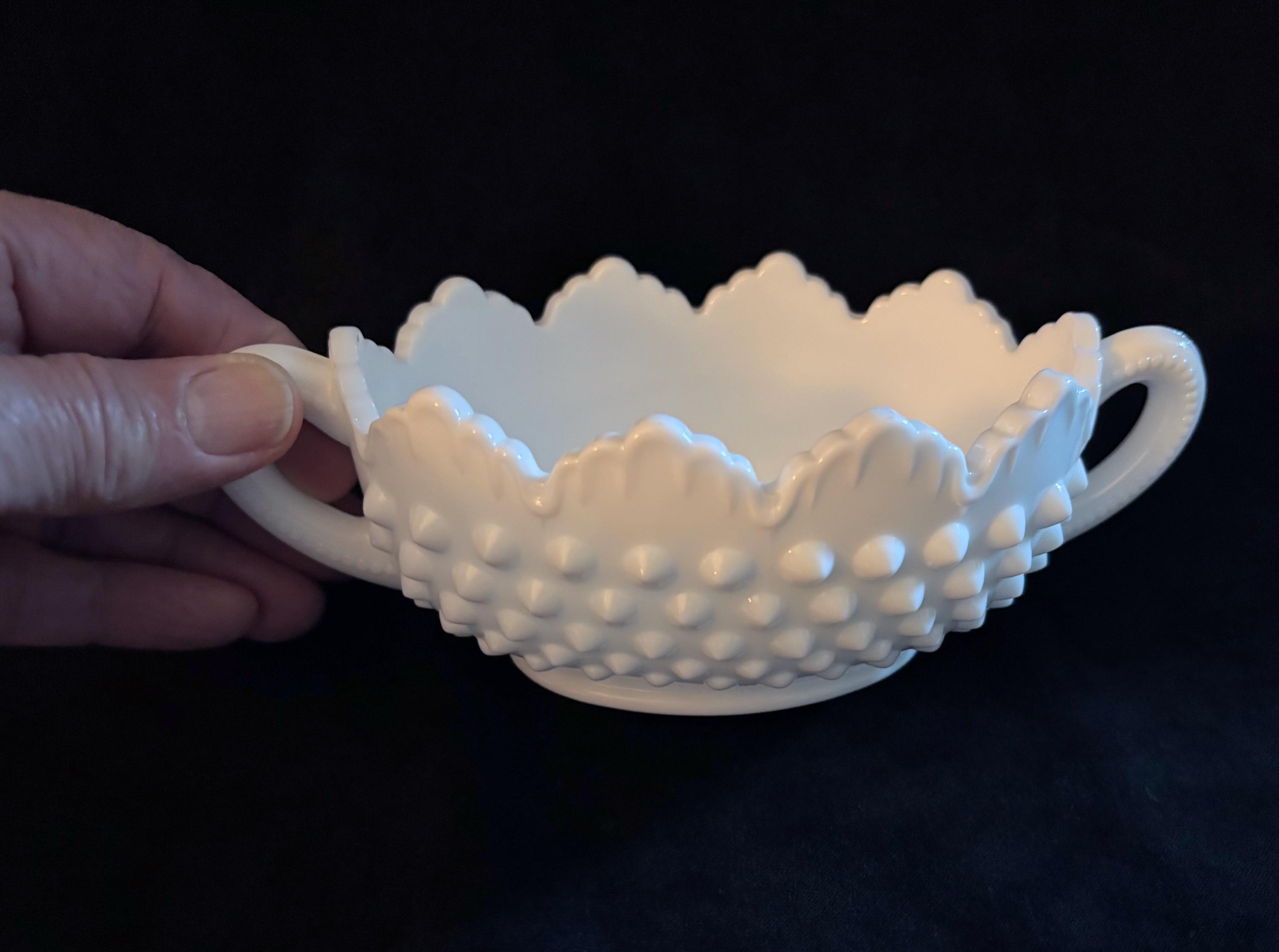 ヴィンテージ フェントン ハンドメイド ホブネイル ミルクガラス 6.75