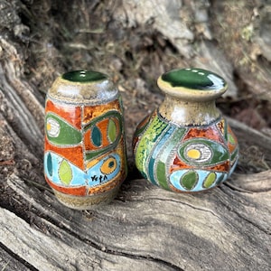 エドゥアルド・ベガ　ビンテージ　陶器　花瓶　フラワーベース　エクアドル　南米 Eduardo vega pottery - Etsy 日本
