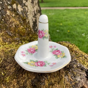 Vintage Porcelain Ring Dish w/ Pink & Yellow Roses and Gold Trim (Jewelry Holder)