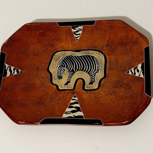 Vintage Carved Etched Soapstone Octagonal Dish / Plate / Art Object with Zebra, Made in Kenya