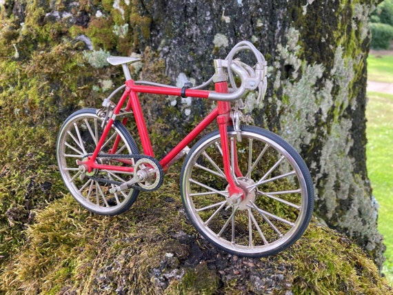 Diecast cycle sale