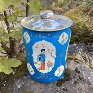 Vintage George W. Horner & Co. Blue Lidded Tin w/ Japanese Geisha and Cherry Blossoms (Made in England)