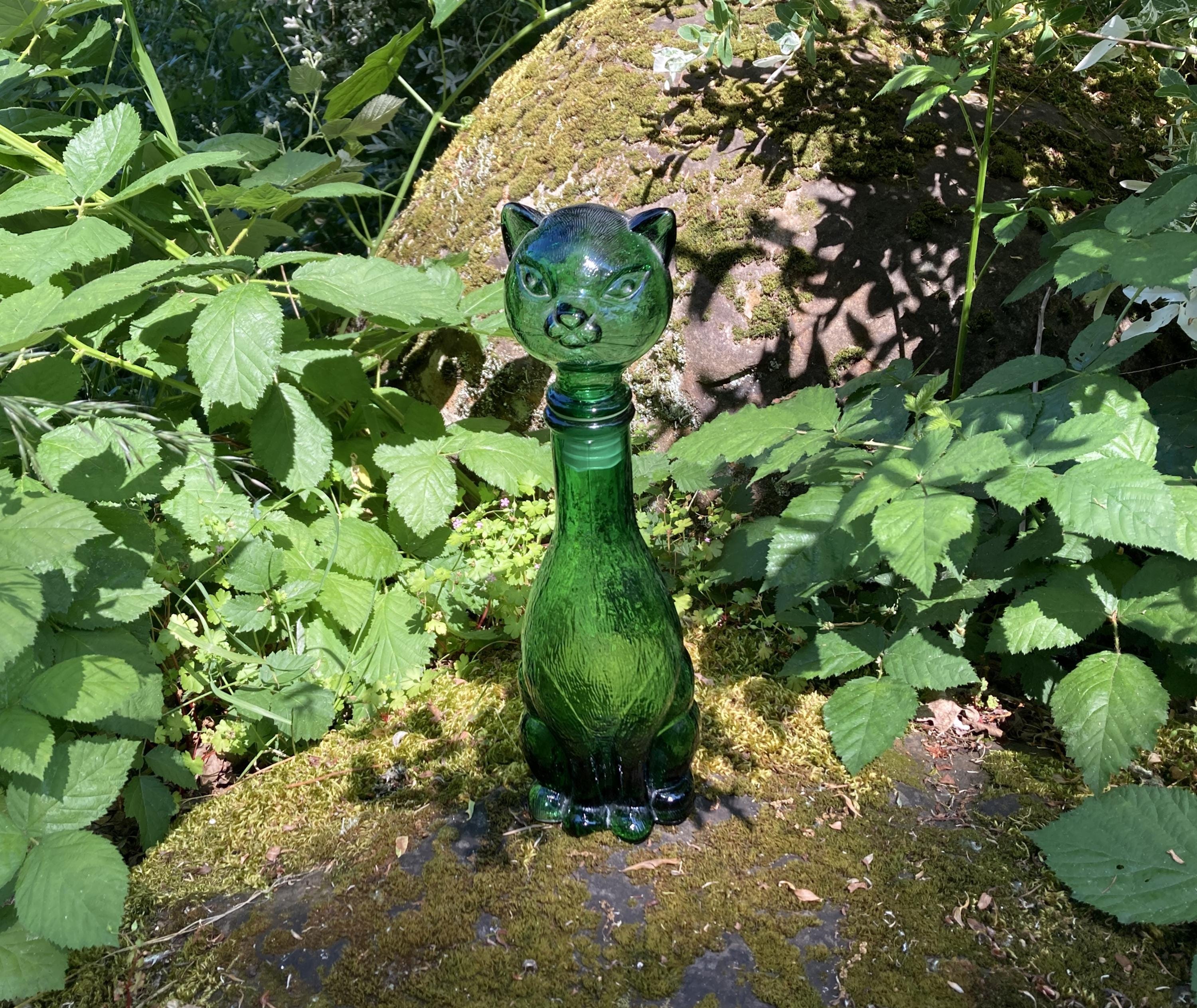 Vintage MCM Empoli Italian Green Glass Cat Shaped 15