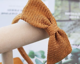 Boho Raffia Bow Headband: Woven Summer Hair Accessory