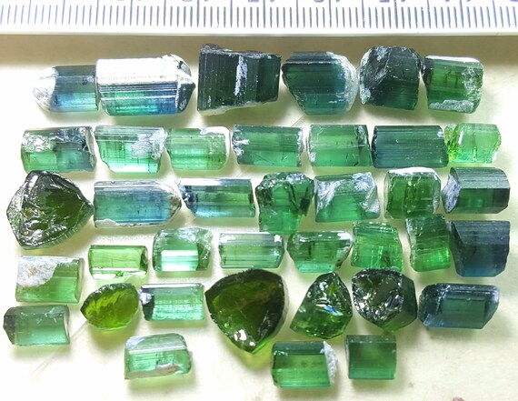 140 carats belle belle belle couleur Tourmaline à facettes rugueux très belle qualité d’Afghanistan d7feb2 140 carats belle belle belle couleur Tourmaline à facettes rugueux très belle qualité d’Afghanistan d7feb2