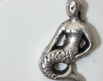 Mermaid Button Metal