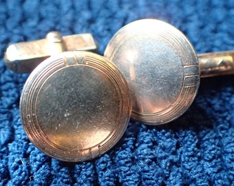 Swank Gold Cufflinks - Round with Etching