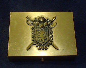 Men's Jewelry Box - Coat of Arms - A gold Tone Product