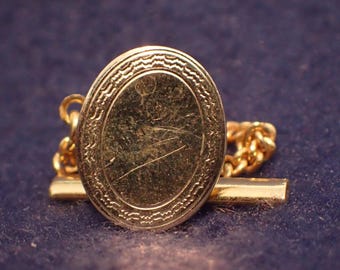 Hayward Tie Tack - Oval with Etching