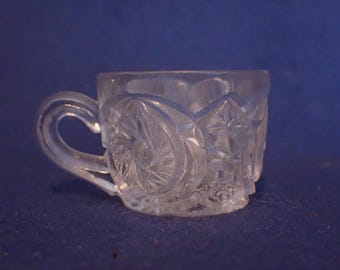 US Glass Co. Buzz Star Mini Punch Cup - EAPG
