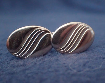 Silver Metal Oval Cufflinks