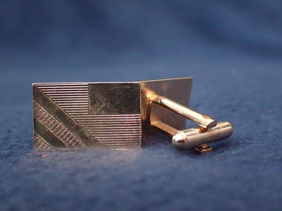 Patterned Rectangular Gold Cufflinks - image 2