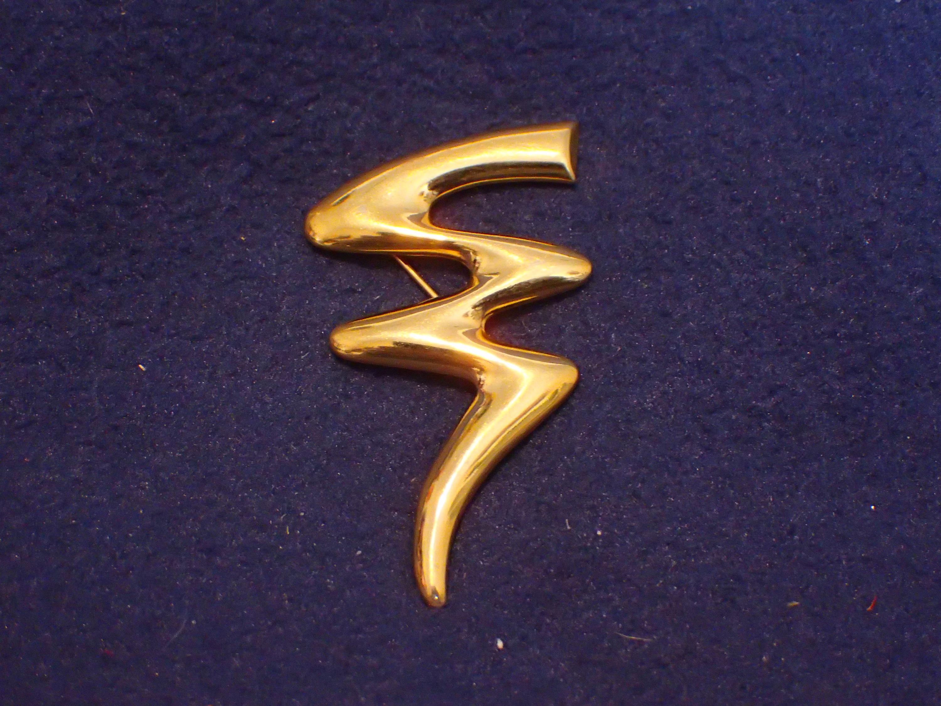Zig Zag Man Pin - Etsy