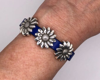Flower Bead Leather Bracelet with Magnetic Clasp Floral Jewelry Gifts for Gardeners Floral Bracelets Gifts for Her Gifts for Mom