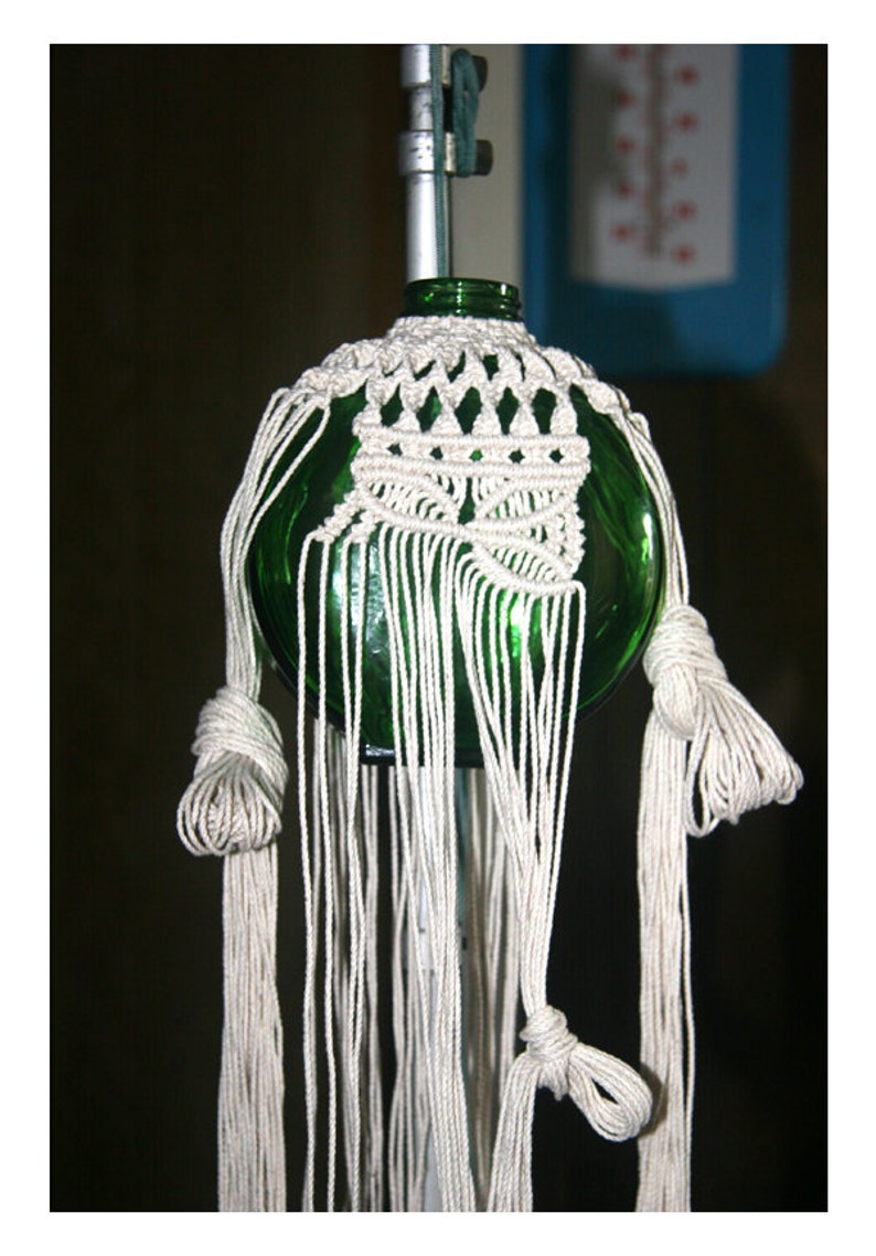 Макраме на бутылку. Макраме на бутылку. Макраме на бутылку. Макраме бутылка. Макраме бутылка.