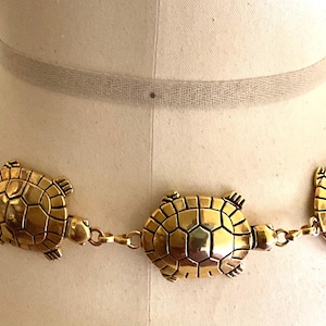 Vintage Anne Klein Gold Turtle Chain Belt / 40  display picture 1