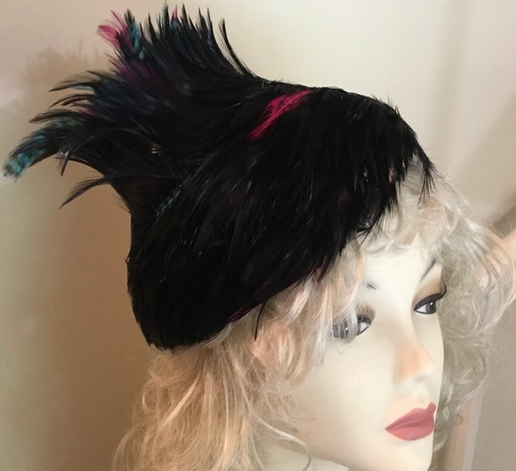 Vintage Rawak Model Feather Pillbox Hat / Birds N… - image 1