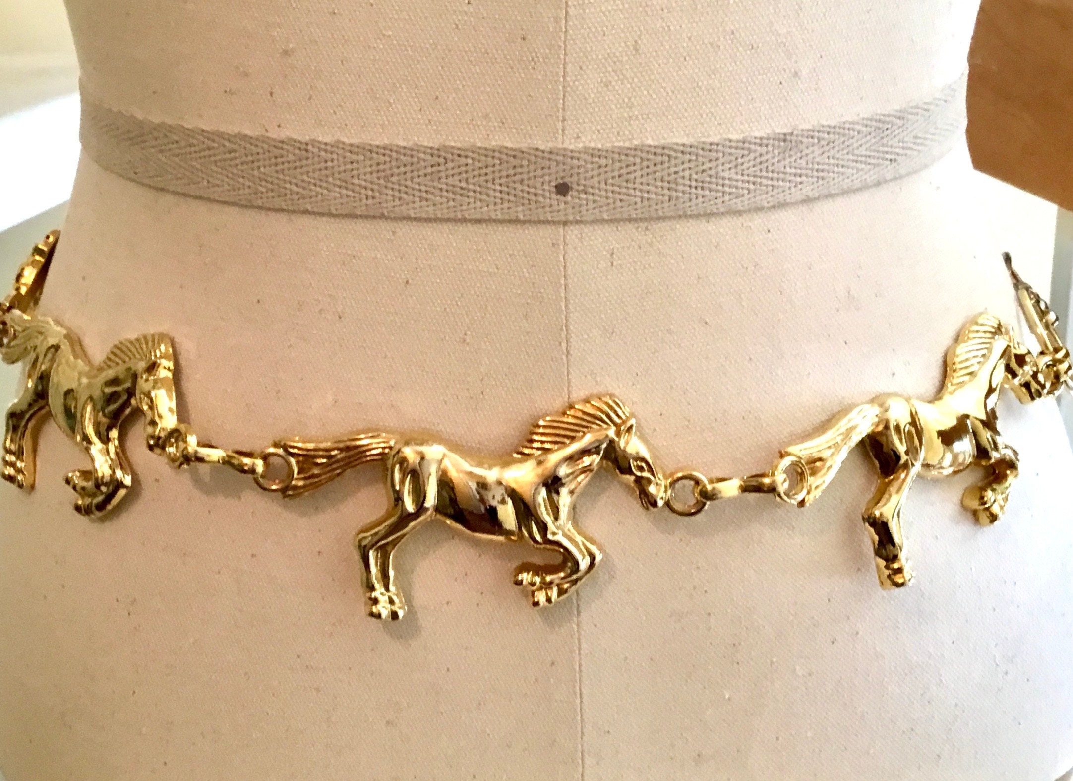 Vintage Anne Klein Horse Chain Belt / 40” / Retro / Boho 