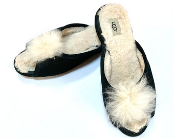 Vintage Uggs Peep Toe Slippers / SZ 8 / Retro / Boho / House Shoes / Suede & Wool Slippers