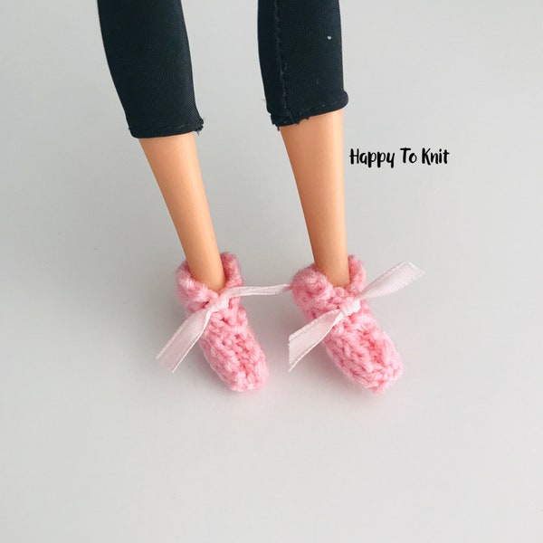 Fashion doll slippers / booties - several colors available.