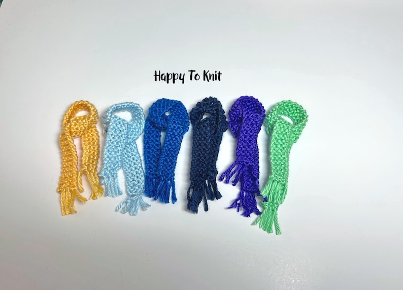 Hand-knitted scarf for Fashion dolls and Amuse peanut image 3
