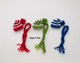Christmas Elf clothes - handknit hat and scarf for Elf doll.